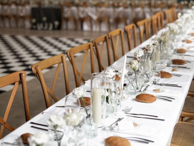 Le mariage de Benjamin et Montserrat à Aimargues, Gard 36