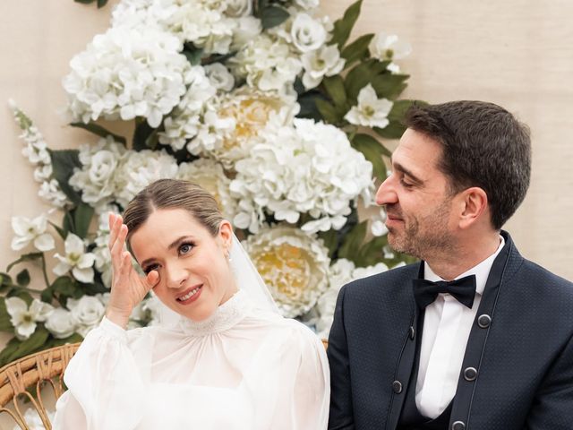Le mariage de Benjamin et Montserrat à Aimargues, Gard 50