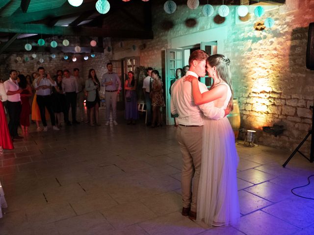 Le mariage de Léonard et Samantha à Marennes, Charente Maritime 81