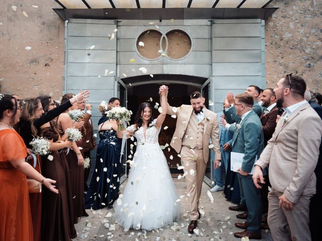 Le mariage de Théo et Angélina à Aillas, Gironde 11