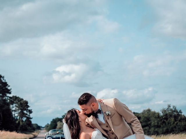 Le mariage de Théo et Angélina à Aillas, Gironde 18