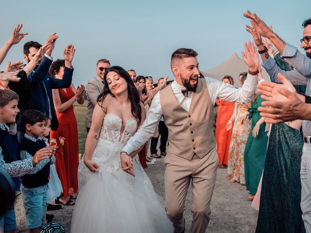 Le mariage de Théo et Angélina à Aillas, Gironde 28