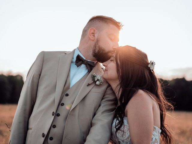 Le mariage de Théo et Angélina à Aillas, Gironde 31
