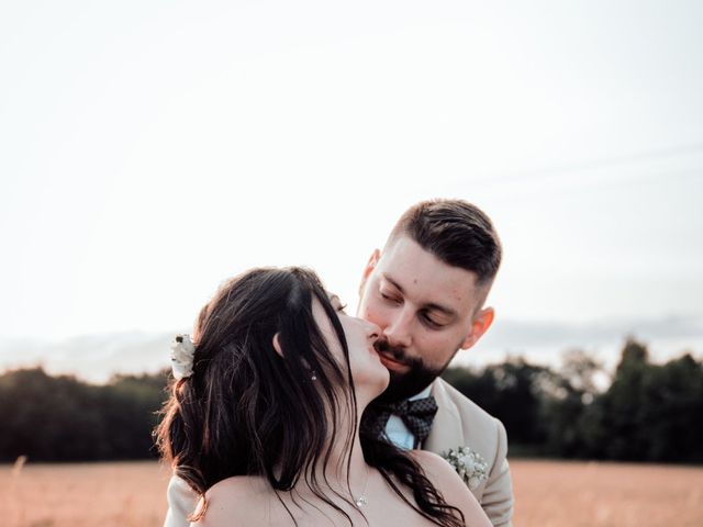 Le mariage de Théo et Angélina à Aillas, Gironde 32