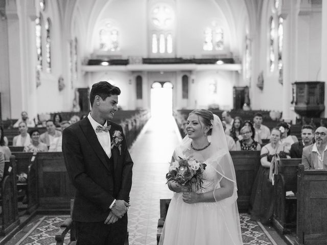 Le mariage de Tehotu et Léa à Mont-Saint-Martin, Meurthe-et-Moselle 23