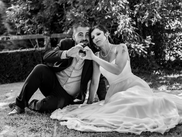 Le mariage de xavier et Tiphanie à Saint-Pierre-du-Bû, Calvados 32