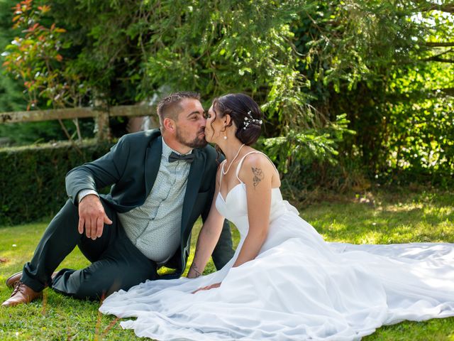 Le mariage de xavier et Tiphanie à Saint-Pierre-du-Bû, Calvados 33