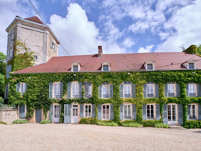 Le mariage de Antoine et Noémie à Merry-sur-Yonne, Yonne 17