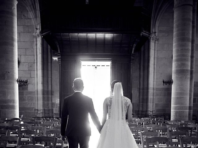 Le mariage de Antoine et Noémie à Merry-sur-Yonne, Yonne 24