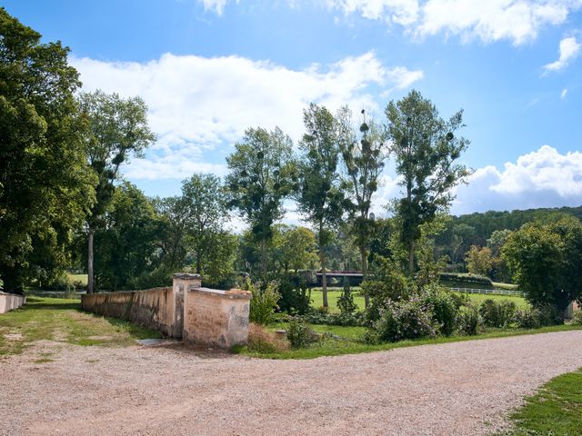 Le mariage de Antoine et Noémie à Merry-sur-Yonne, Yonne 26