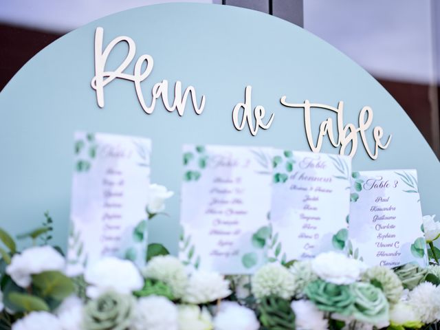 Le mariage de Antoine et Noémie à Merry-sur-Yonne, Yonne 35