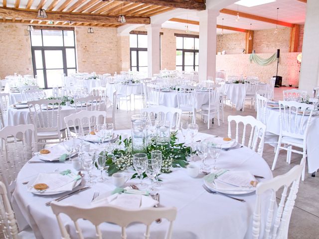 Le mariage de Antoine et Noémie à Merry-sur-Yonne, Yonne 40