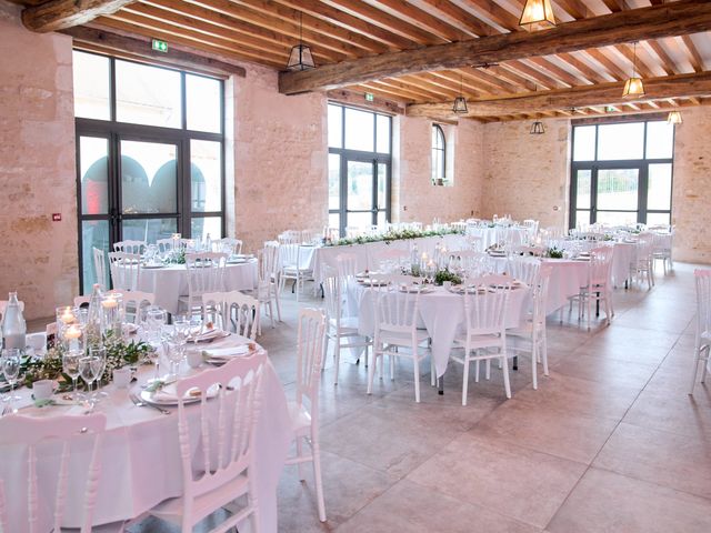Le mariage de Antoine et Noémie à Merry-sur-Yonne, Yonne 45