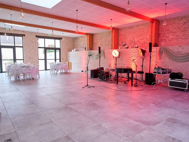 Le mariage de Antoine et Noémie à Merry-sur-Yonne, Yonne 46