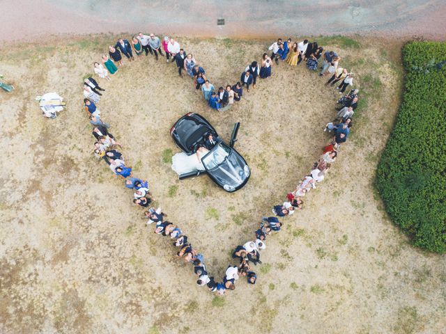 Le mariage de Ludovic et Elodie à Vouillé, Vienne 23