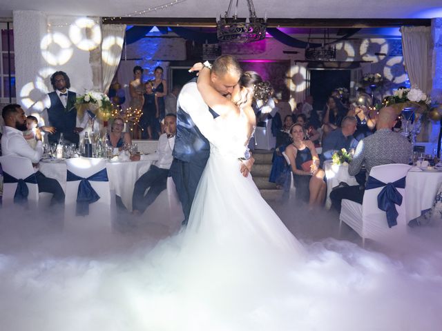 Le mariage de Ludovic et Elodie à Vouillé, Vienne 27