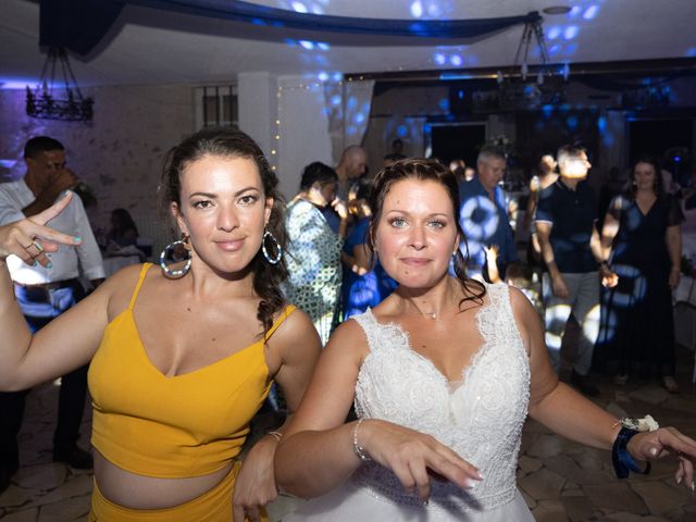 Le mariage de Ludovic et Elodie à Vouillé, Vienne 28