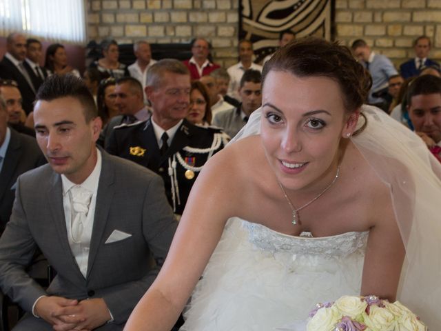 Le mariage de David et Elodie à Châteauroux, Indre 19