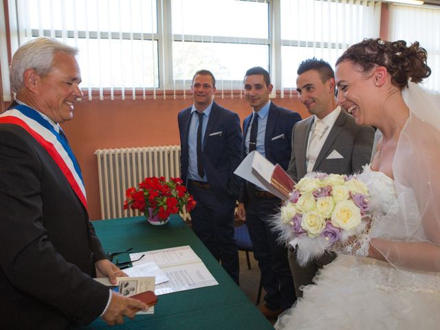 Le mariage de David et Elodie à Châteauroux, Indre 27