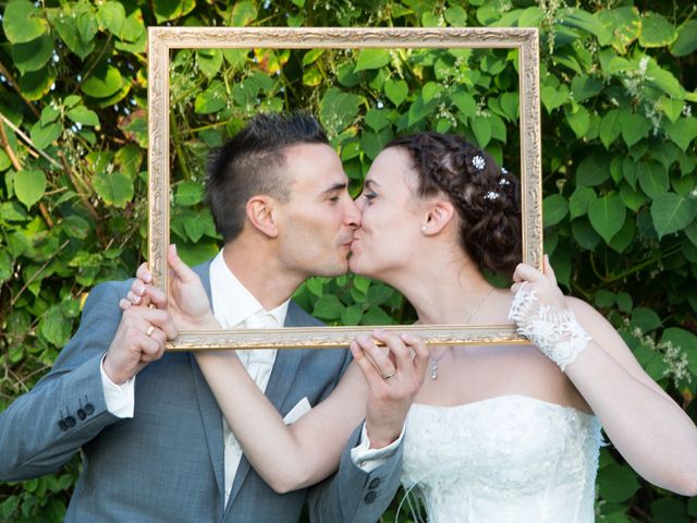 Le mariage de David et Elodie à Châteauroux, Indre 96