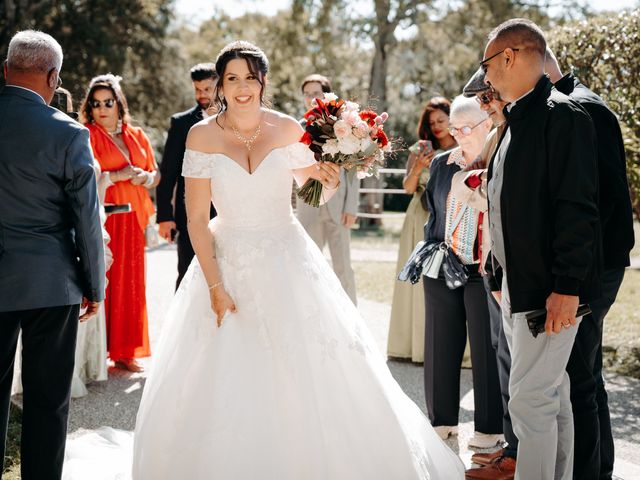 Le mariage de Cédric et Amélie à Avignon, Vaucluse 3