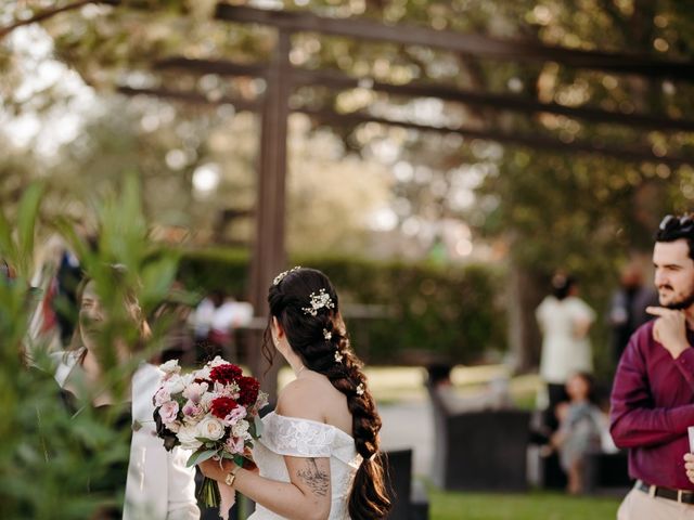 Le mariage de Cédric et Amélie à Avignon, Vaucluse 12