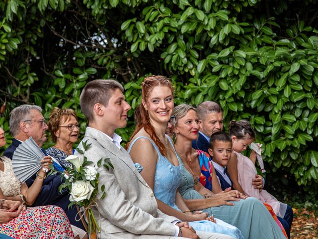 Le mariage de David et Coraline à Abzac, Gironde 14