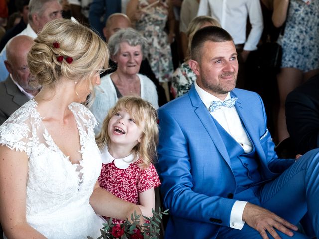 Le mariage de Tony et Gwenaelle à Gouvix, Calvados 14