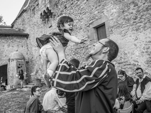 Le mariage de Josh et Laure à Marcilly-d&apos;Azergues, Rhône 26