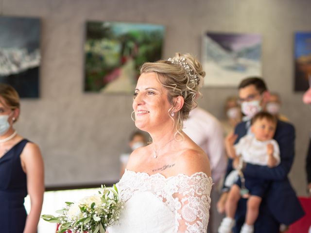 Le mariage de David et Hélène à Pont-de-l&apos;Isère, Drôme 2