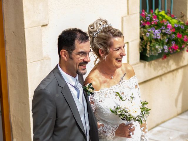 Le mariage de David et Hélène à Pont-de-l&apos;Isère, Drôme 24