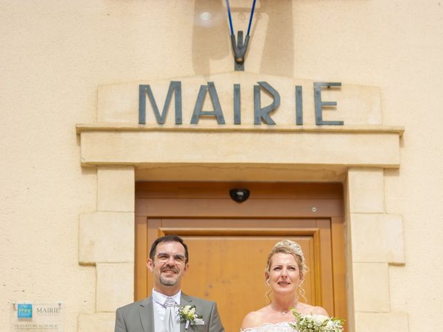 Le mariage de David et Hélène à Pont-de-l&apos;Isère, Drôme 38