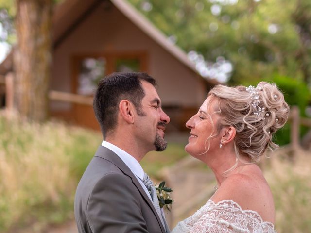 Le mariage de David et Hélène à Pont-de-l&apos;Isère, Drôme 64