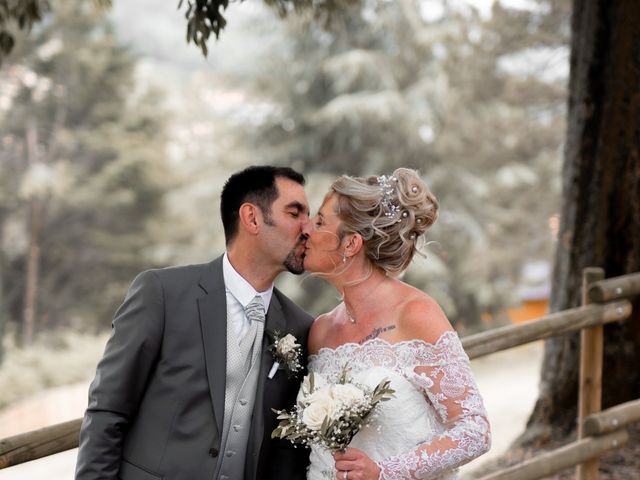 Le mariage de David et Hélène à Pont-de-l&apos;Isère, Drôme 68