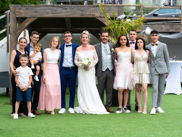 Le mariage de David et Hélène à Pont-de-l&apos;Isère, Drôme 76