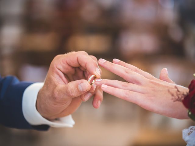 Le mariage de Mathieu et Emilie à Ruffec, Charente 14