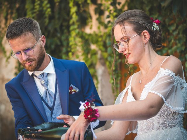 Le mariage de Mathieu et Emilie à Ruffec, Charente 25