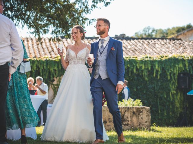 Le mariage de Mathieu et Emilie à Ruffec, Charente 27