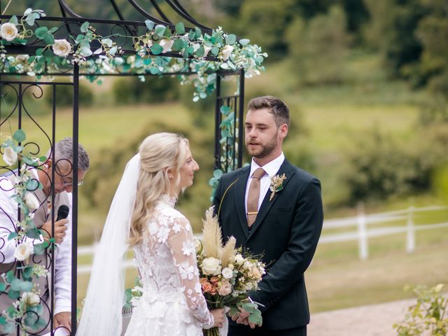 Le mariage de James et Rianna à Guéret, Creuse 26