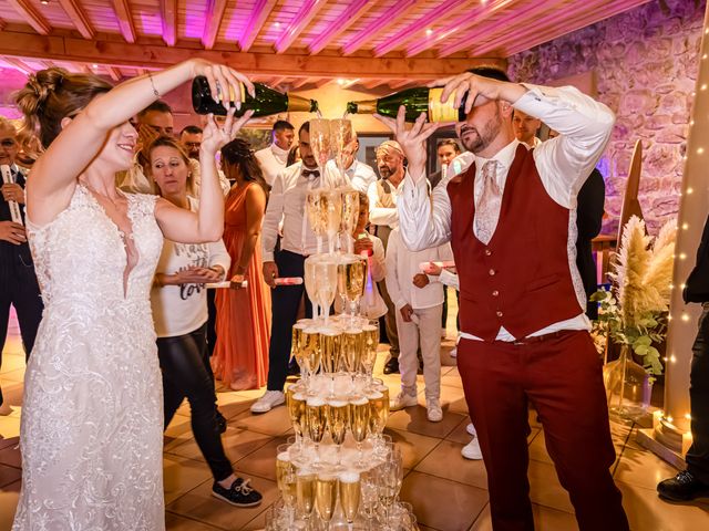 Le mariage de Jeremy et Marine à Saint-Georges-les-Bains, Ardèche 24