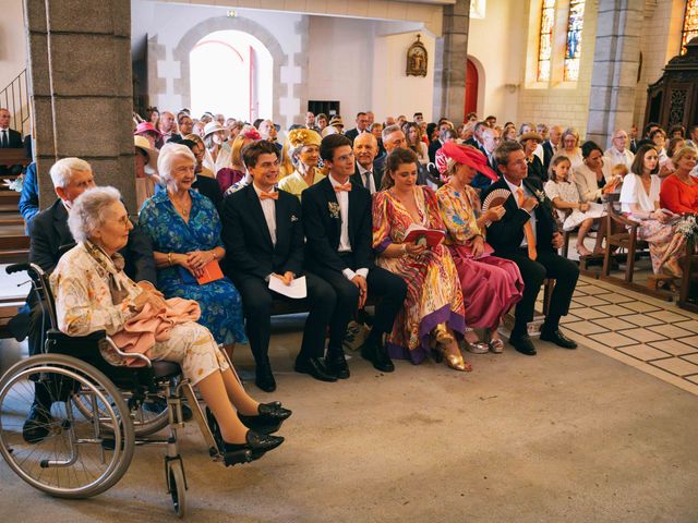 Le mariage de Théau et Daphné à Treffléan, Morbihan 32