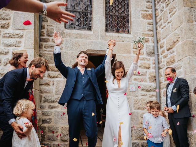 Le mariage de Théau et Daphné à Treffléan, Morbihan 37