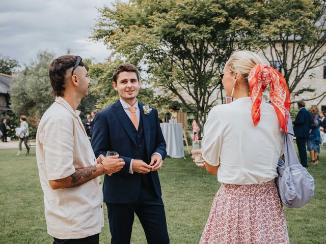 Le mariage de Théau et Daphné à Treffléan, Morbihan 43