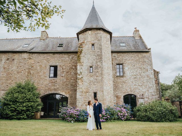 Le mariage de Théau et Daphné à Treffléan, Morbihan 58