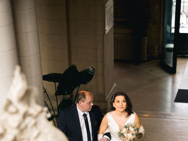 Le mariage de Romain et Marine à Versailles, Yvelines 4