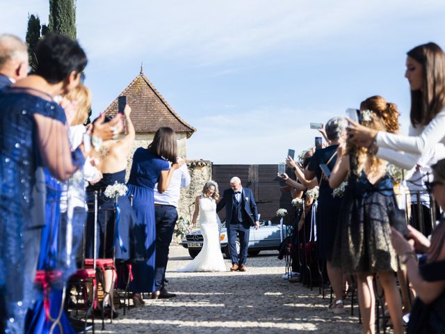 Le mariage de Anthony et Sandra à Saint-Vincent-de-Pertignas, Gironde 28
