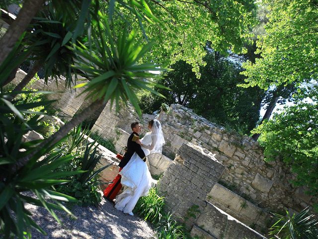 Le mariage de Maximilien et Yuliana à Nîmes, Gard 26