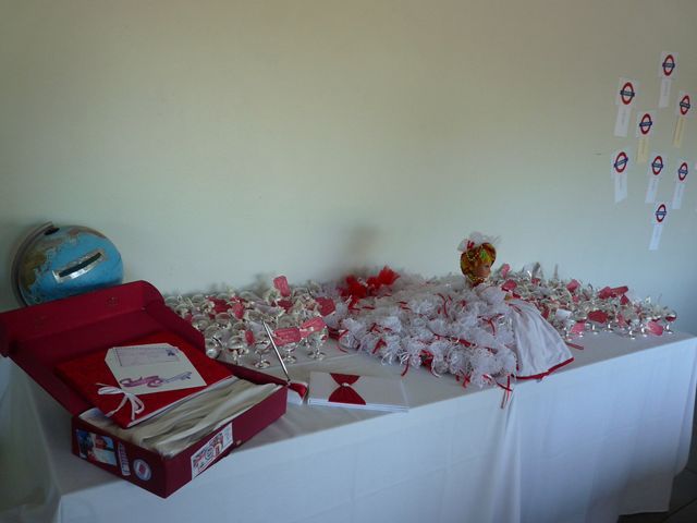 Le mariage de Roger et Cassandra  à Nivolas-Vermelle, Isère 15