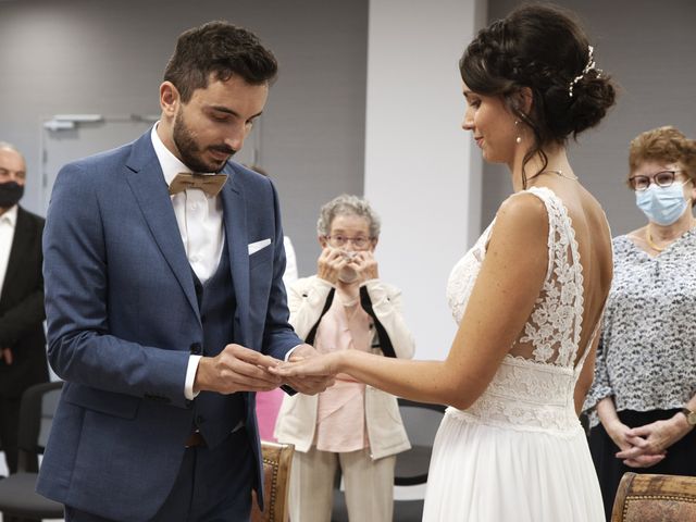 Le mariage de Florian et Mathilde à Lézigneux, Loire 16