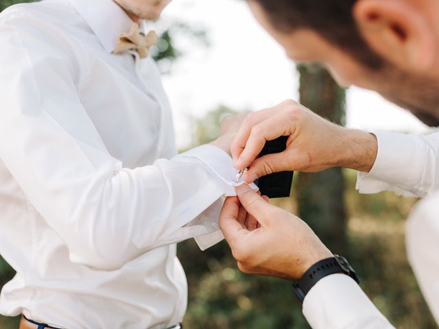 Le mariage de Baptiste et Elvine à Salt-en-Donzy, Loire 4